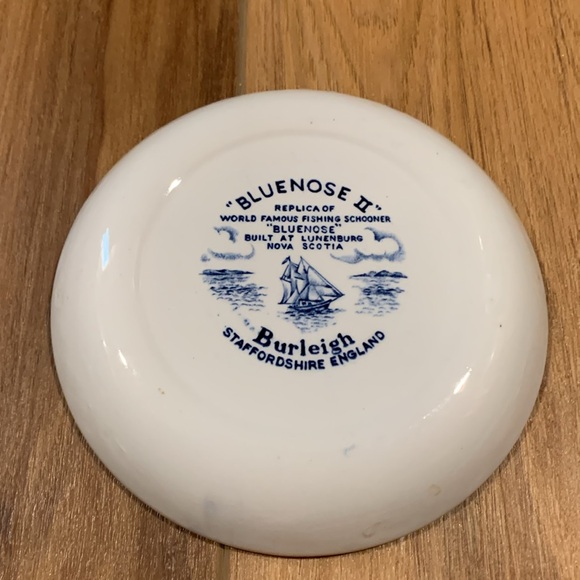 Vintage mini plate w Bluenose II transfer, Burleigh Staffordshire England - Picture 3 of 4